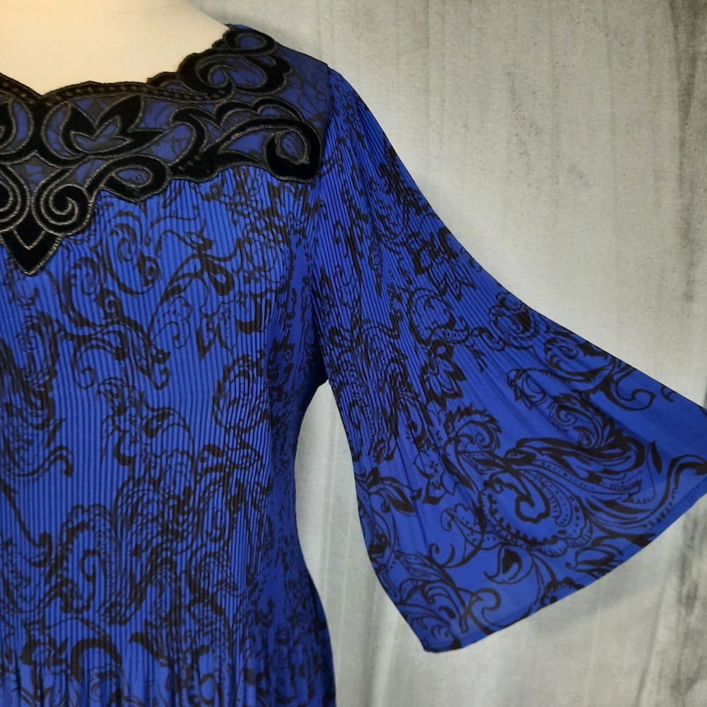 Catherines Pleated Paisley Tunic Top Velvet Mesh Trim Womens 1XP Whimsigoth Boho - Picture 3 of 13